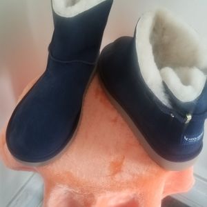 Sneakers shoes and boots!!!